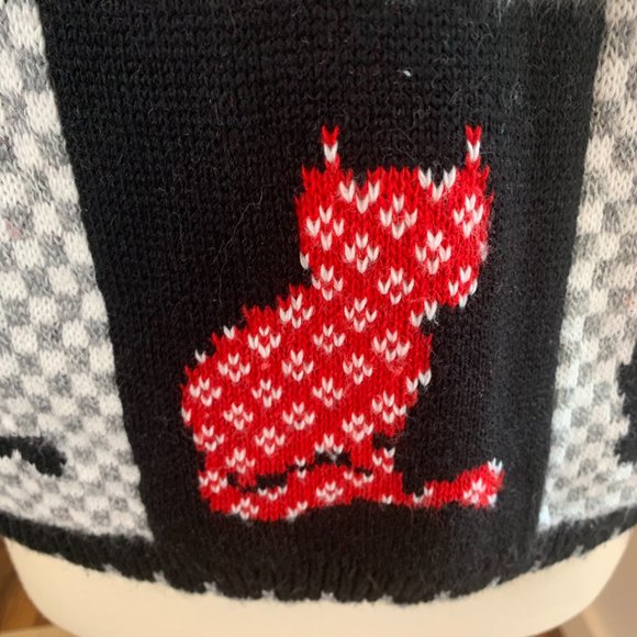 Vintage Cat Sweater, Sz L - Picture 8 of 11
